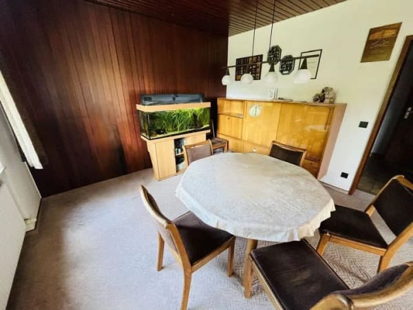 Immobilie in Gäufelden - Zweifamilienhaus in Nebringen mit viel Platz - Bild 3