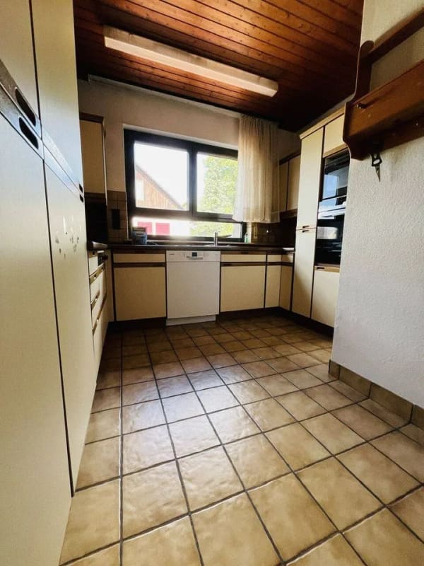 Immobilie in Gäufelden - Zweifamilienhaus in Nebringen mit viel Platz - Bild 4