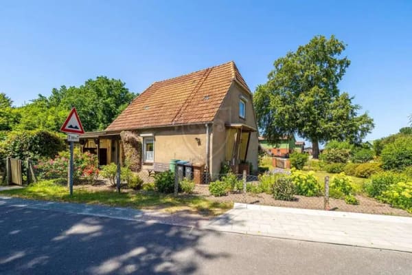 Immobilie in Hasenmoor - ***Handwerker aufgepasst - Gepflegtes Siedlungshaus auf großzügigem Grundstück*** - Bild 0