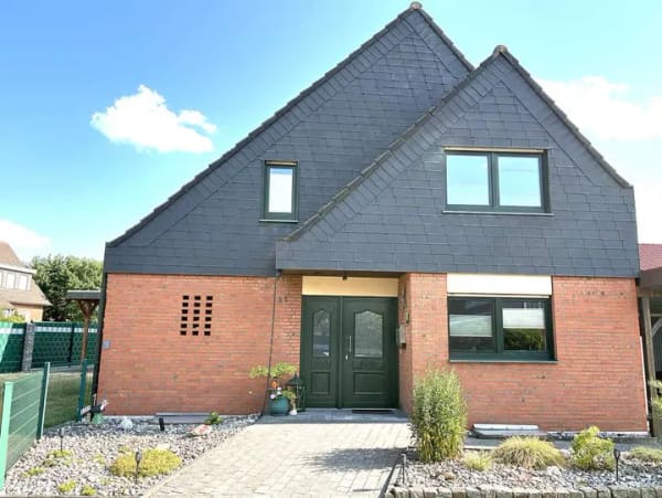 Immobilie in Quendorf - Modernisiertes Einfamilienhaus mit Wärmepumpe, Photovoltaik und Fußbodenheizung im Erdgeschoss - Bild 0