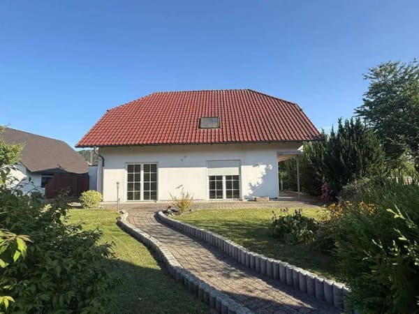 Immobilie in Bevern - Sehr gepflegtes 1-2 Familienwohnhaus mit Terrasse und Garage in schöner, ruhiger Ortslage von Bevern / Ot. Dölme - Bild 4