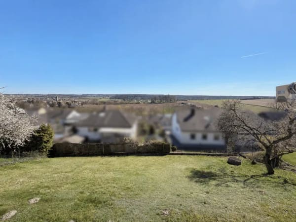 Immobilie in Ammerndorf - Fernblick inklusive – großzügiges Zweifamilienhaus in ruhiger Wohnlage von Ammerndorf - Bild 3