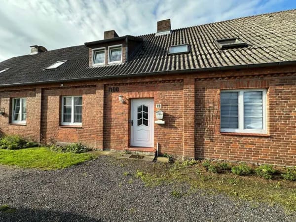 Immobilie in Mechow - Solides Landarbeiterhaus in ruhiger Dorflage – Courtagefrei! - Bild 1