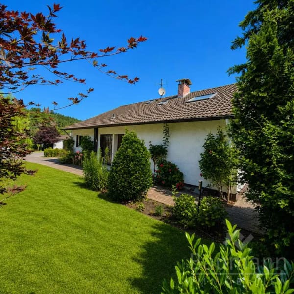 Immobilie in Bad Hönningen - IDEAL FÜR FAMILIEN - EINFAMILIENHAUS MIT GARTENPARADIES IN BAD HÖNNINGEN - Bild 4