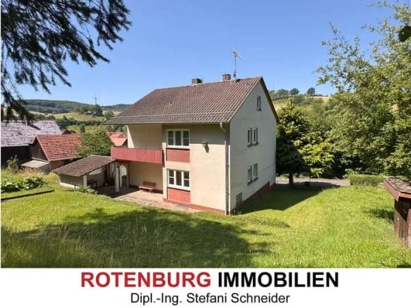 Immobilie in Rotenburg an der Fulda - Solides Wohnhaus auf 1.250 qm Grundstück in ruhiger Randlage mit Blick ins Grüne in RoF-Schwarzenh - Bild 0