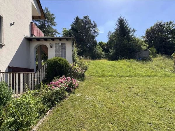 Immobilie in Rotenburg an der Fulda - Solides Wohnhaus auf 1.250 qm Grundstück in ruhiger Randlage mit Blick ins Grüne in RoF-Schwarzenh - Bild 4
