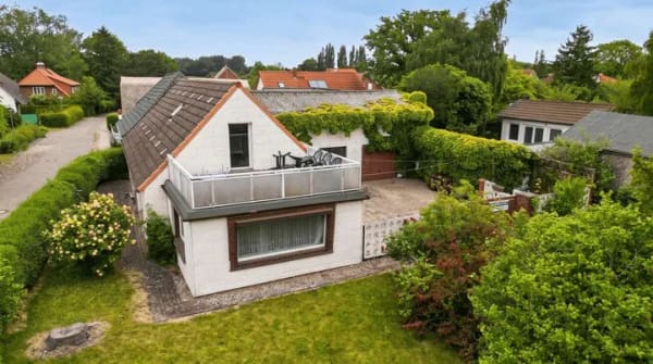 Immobilie in Wiek - Ideal für Handwerk, Hobby oder Fuhrpark – Wohnhaus mit XXL-Garage - Bild 0