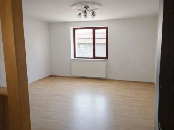 Immobilie in Ohmbach - Familienparadies mit zwei Wohneinheiten, zusätzlichem Bauland und großem Grundstück - Bild 2