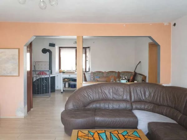 Immobilie in Ohmbach - Familienparadies mit zwei Wohneinheiten, zusätzlichem Bauland und großem Grundstück - Bild 3