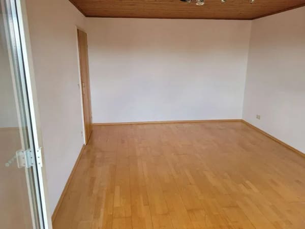 Immobilie in Burghausen - Wohnen mit Charakter: Gepflegte 2-Zimmer-Wohnung in Burghausen - Bild 1