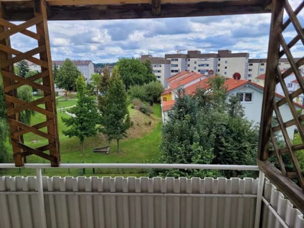 Immobilie in Burghausen - Wohnen mit Charakter: Gepflegte 2-Zimmer-Wohnung in Burghausen - Bild 2