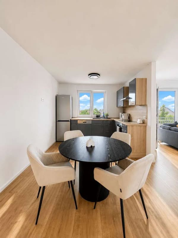 Immobilie in Karlsdorf-Neuthard - Einziehen & Wohlfühlen – Großzügige 2-Zi-Wohnung in gepflegter Wohnanlage mit Balkon und Stellplatz - Bild 3