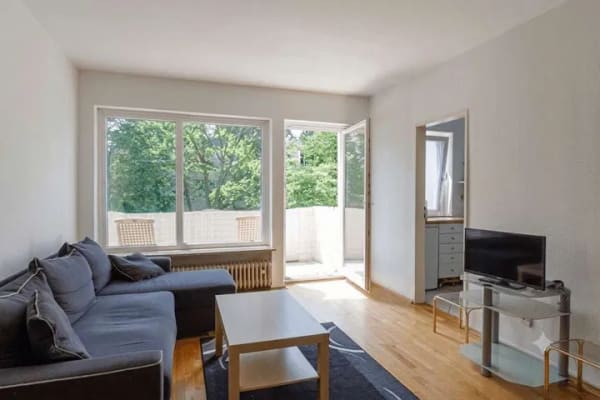 Immobilie in Bad Soden - Geld investieren wo andere Urlaub machen! Charmantes Studioapartment mit Balkon, EBK und Keller - Bild 1