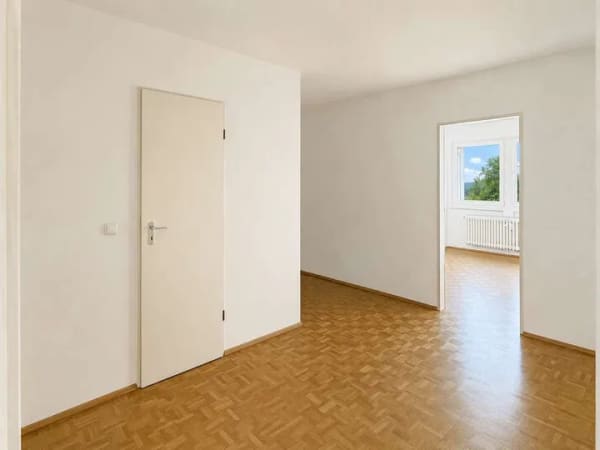 Immobilie in Pöcking - PÖCKING: 3,5-ZIMMER-WOHNUNG ZUM WOHLFÜHLEN MIT BLICK INS GRÜNE - Bild 4