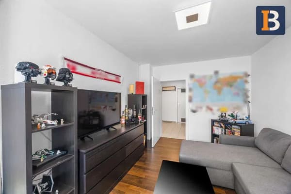 Immobilie in Rheinfelden (Baden) - Helle 2-Zi-WHG mit Parkettboden, Balkon und Stellplatz in zentraler Lage! - Bild 2