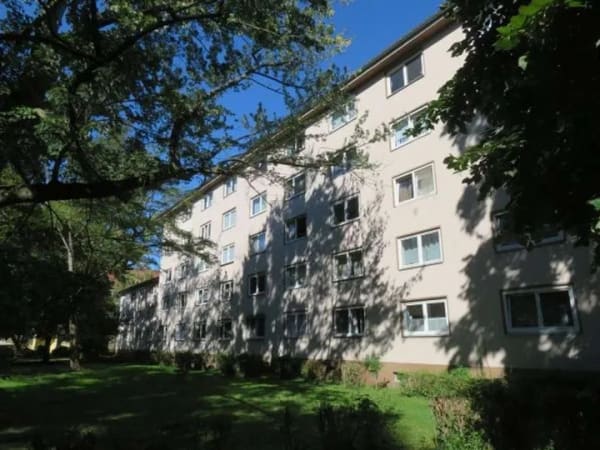 Immobilie in Hannover - *H.-Ricklingen* sanierte 2 Zi.-Whg. mit EBK (provisionsfrei). - Bild 0