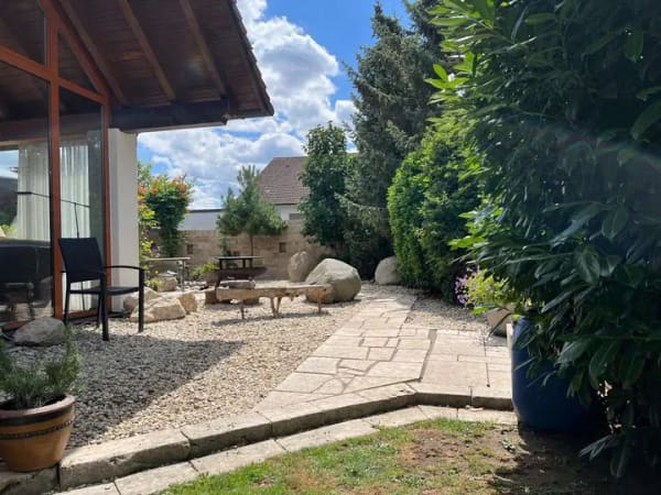 Immobilie in Essenbach - REPRÄSENTATIVE VILLA MIT GROSSZÜGIGEM GARTEN UND POOL - Bild 4