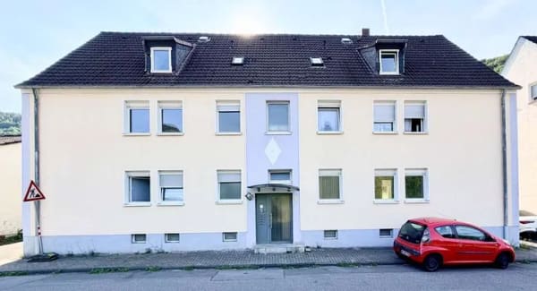 Immobilie in Nachrodt-Wiblingwerde - Mehrfamilienhaus mit sechs Wohnungen, großem Grundstück und Entwicklungspotenzial in Nachrodt-Einsal - Bild 1