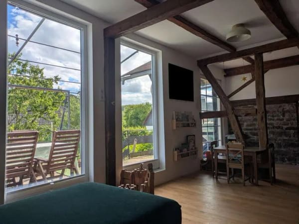 Immobilie in Wiehl - Fachwerkhaus mit Talblick - historisches Wohnen im Grünen bei Bielstein - Bild 3