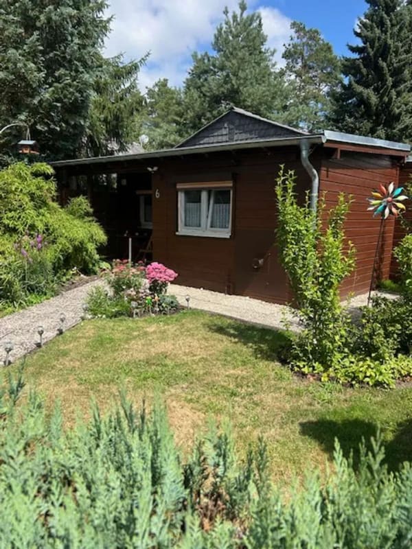 Immobilie in Wesendorf - Wohnen wo andere Urlaub machen - Romantisches Ferienhaus in idyllischer Waldlage am See - Bild 3