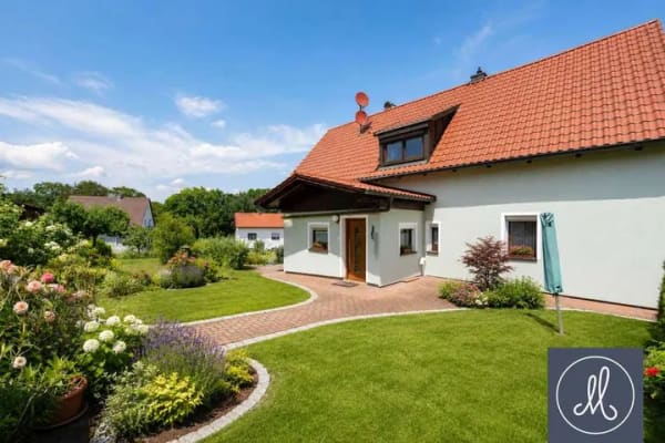 Immobilie in Sinzing - Gartenglück pur – gepflegtes Einfamilienhaus in ruhiger und zentraler Wohnlage - Bild 0