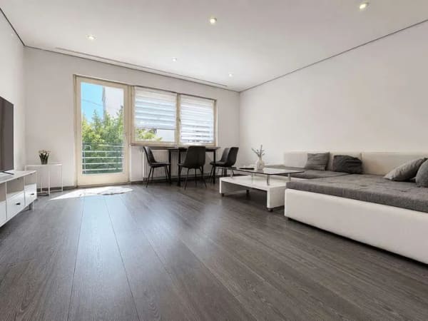 Immobilie in Ampfing - Sonnige 3-Zimmer-Wohnung mit Südbalkon und Einbauküche in Bahnhofsnähe von Ampfing - Bild 2