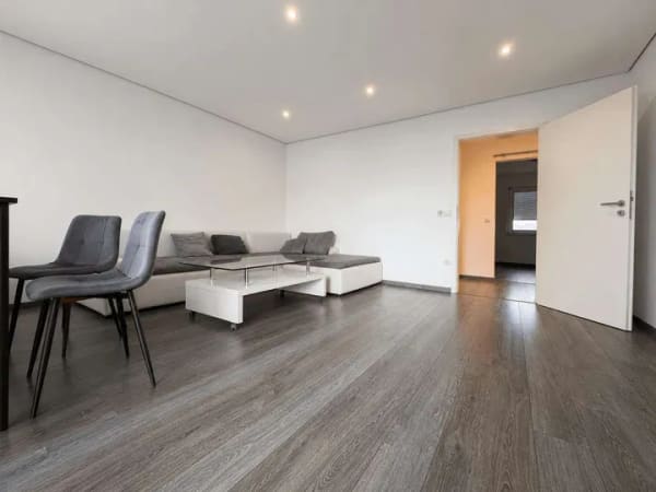 Immobilie in Ampfing - Sonnige 3-Zimmer-Wohnung mit Südbalkon und Einbauküche in Bahnhofsnähe von Ampfing - Bild 3