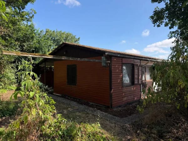 Immobilie in Vöhl - Ferienhaus mit großem Grundstück und viel Potenzial nahe dem Edersee! - Bild 3