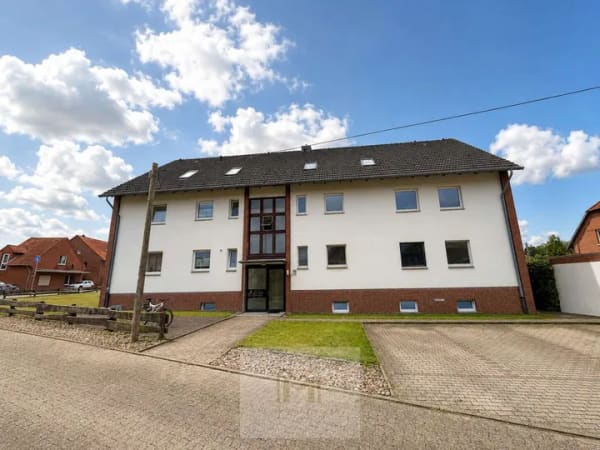 Immobilie in Meerbeck - Melanie Kreimeyer präsentiert: Ledig, gemütlich, mittleres Alter sucht neuen Eigentümer - DG Wohnung - Bild 0