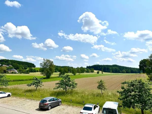 Immobilie in Bad Waldsee - Attraktive 2-Zimmer-Wohnung in ruhiger Lage von Bad Waldsee / Gaisbeuren - Bild 1