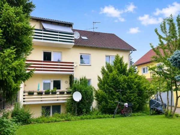 Immobilie in Freinsheim - Ein Investment in die Zukunft... attraktives 4-Familienhaus in bevorzugter Wohnlage von Freinsheim - Bild 2