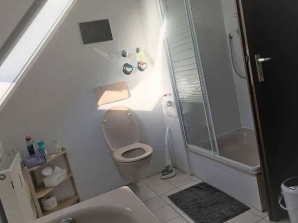 Immobilie in Berglen - Gepflegte 2,5-Zimmer-Maisonette-Wohnung mit Balkon und fantastischer Aussicht in Berglen (inkl. TG!) - Bild 3