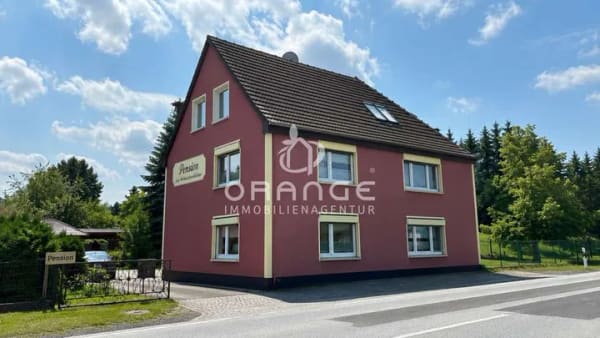 Immobilie in Löbau - ***Haus mit vielen Möglichkeiten*** - Bild 0