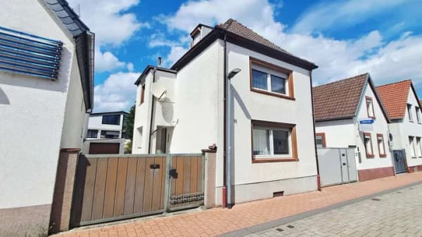 Immobilie in Bobenheim-Roxheim - PROVISIONSFREI! : 1 -  2 FAM.-Haus mit Garten in Bobenheim zum fairen Preis! - Bild 0