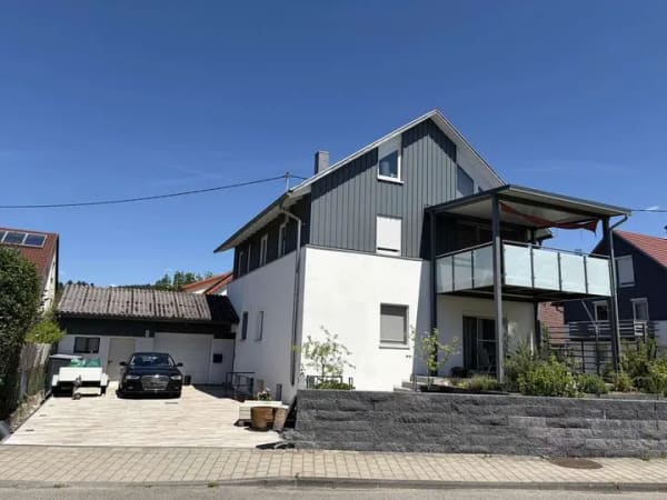Immobilie in Gingen an der Fils - Modernisiertes 1-2 Familienhaus in Gingen an der Fils - Bild 1