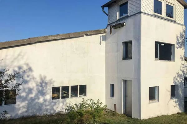 Immobilie in Moringen - Seltene Gelegenheit; Grundstück mit Flughangar und Wohnung! - Bild 2