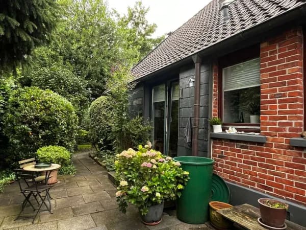 Immobilie in Oldenburg - Viel Freiraum: Großzügiges Bauernhaus in Oldenburg-Osternburg - Bild 2