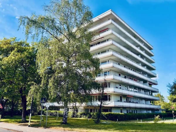 Immobilie in Planegg - Charmante 2-Zimmer-Wohnung mit beeindruckendem Weitblick - Bild 4