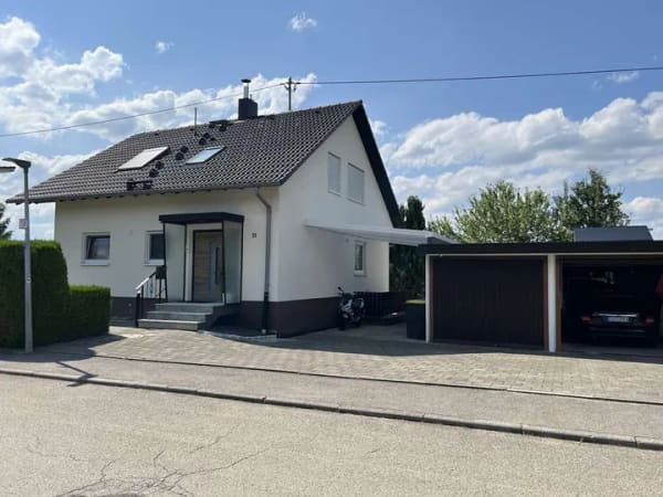 Immobilie in Denkingen - Wohnen mit Charakter: Freistehendes Einfamilienhaus in Denkingen - Bild 0