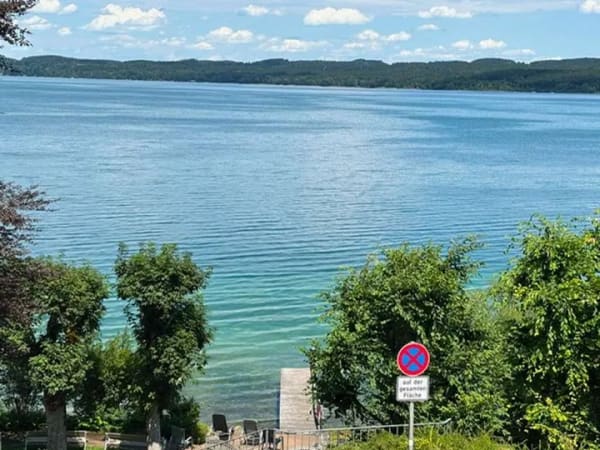 Immobilie in Seeshaupt - Zwei Zimmer Wohnung in der Senioren Residenz direkt am See - Bild 0