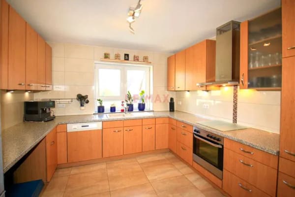 Immobilie in Biebesheim - Extravagante Maisonettewohnung in 2 Parteienhaus!! - Bild 2