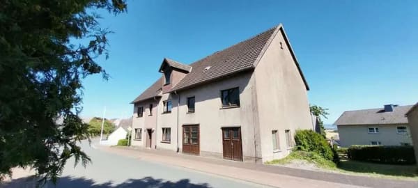 Immobilie in Beverungen - Einfamilienhaus mit Werkstatt - Raum zum Leben und Gestalten - Bild 0