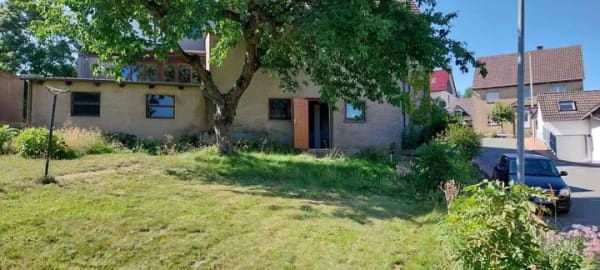Immobilie in Beverungen - Einfamilienhaus mit Werkstatt - Raum zum Leben und Gestalten - Bild 1