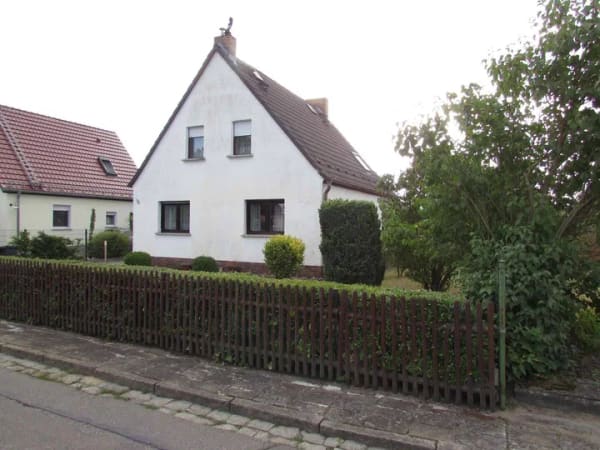 Immobilie in Schwarzheide - EFH mit Grundstück, NG & Garage, in Top Lage von Schwarzheide - Bild 0
