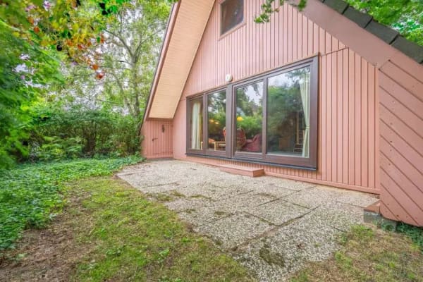 Immobilie in Wurster Nordseeküste - Ferienhaus in Deichnähe mit Sanierungspotenzial – ruhige Lage, Platz für sechs - Bild 1