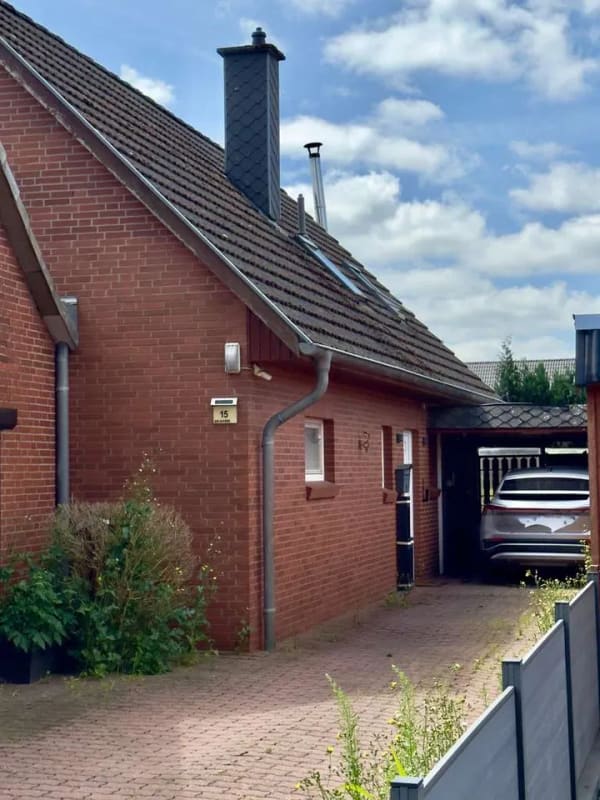 Immobilie in Lägerdorf - Gepflegtes Haus mit Photovoltaikanlage, Sauna und Garten - Bild 0