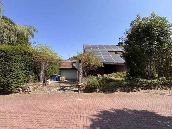 Immobilie in Lengerich - Modernes Einfamilienhaus mit Galerie, Sauna, Solaranlage und traumhaftem Garten - Bild 0
