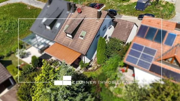 Immobilie in Burgstetten - Familienglück mit Einliegerwohnung, Südterrasse, Garten und Garage - Bild 0