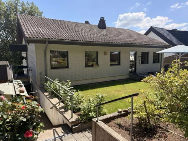Immobilie in Welschneudorf - Freistehendes, gepflegtes Einfamilienhaus mit großem Grundstück direkt am Waldrand! - Bild 3