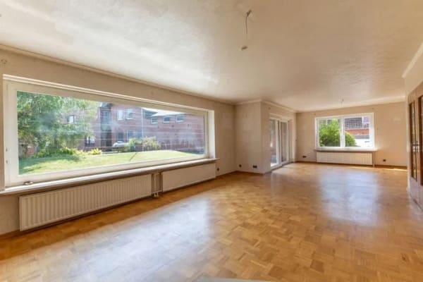 Immobilie in Lunden - Solides Einfamilienhaus mit großem Potential in Lunden - Bild 3
